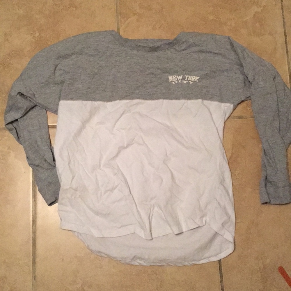 New York City Color Block Long Sleeve Crew Neck